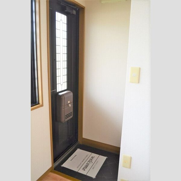 ジュネス・シャトー　Ⅲ 玄関