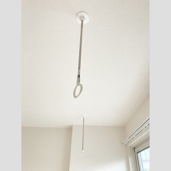 スタッピハウス103号室 室内物干し