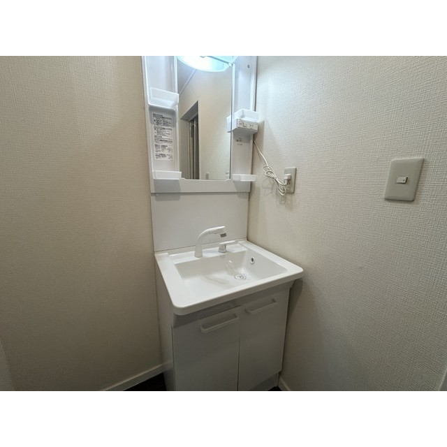 メゾン・ド・カスミ201号室 内観