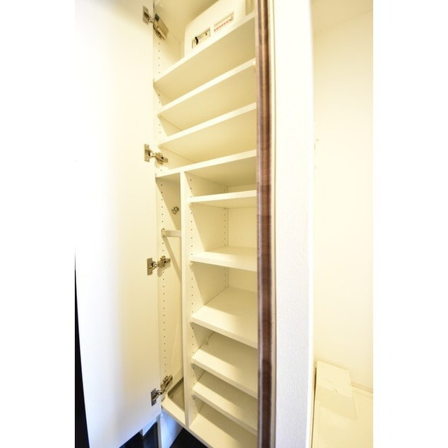 Court Blanche0513号室 内観