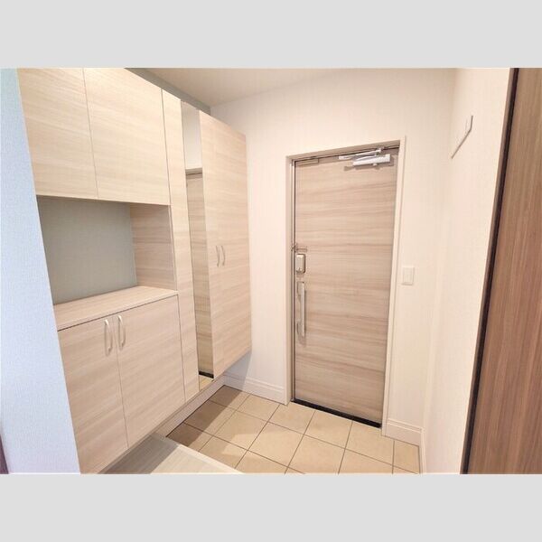 セントラルコートⅡ102号室 玄関