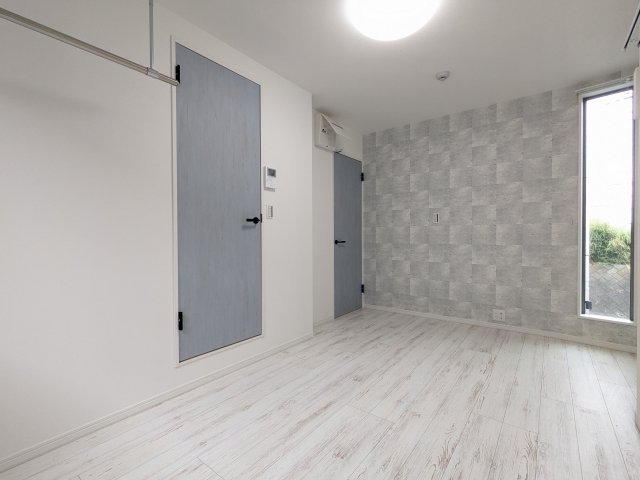 エスビーメゾン南鳩ヶ谷0203号室 リビング