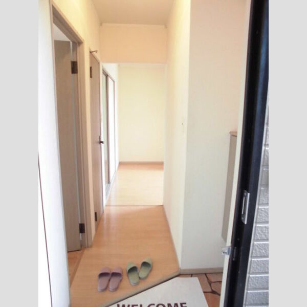 ジョイ・フィールド105号室 玄関