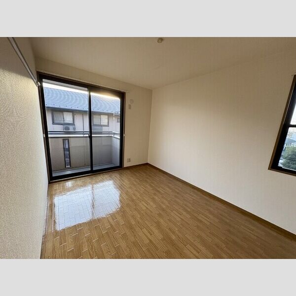 ハイローズ船橋　壱弐番館2308号室 南西側洋室