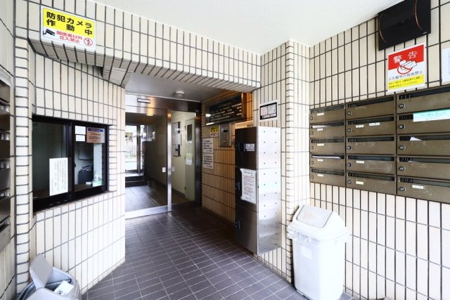 ライオンズマンション武蔵関 エントランス