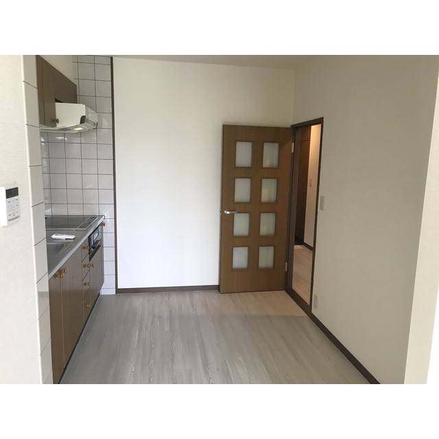 モンメール大磯203号室 内観