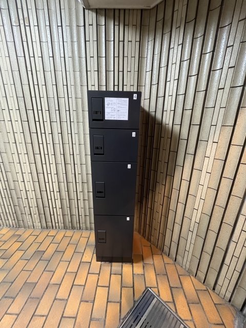 明大前フラワーハイホーム4階 宅配BOX