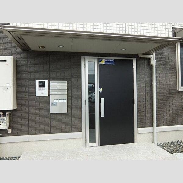 ロイヤルレジデンス エントランス