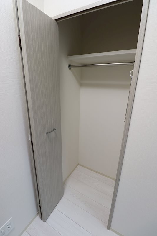 GENOVIA椎名町5階 収納