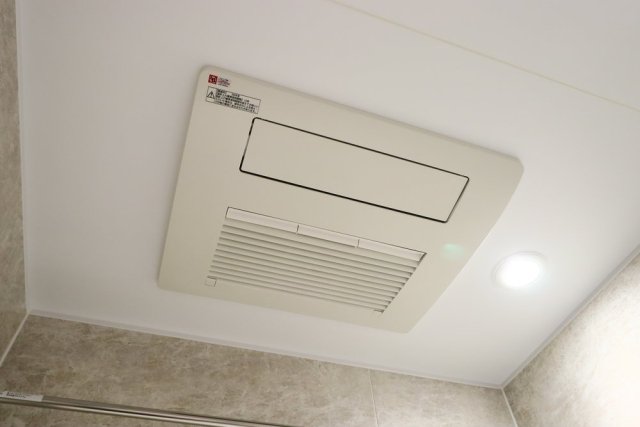 グランスイート麻布六本木 浴室換気乾燥機