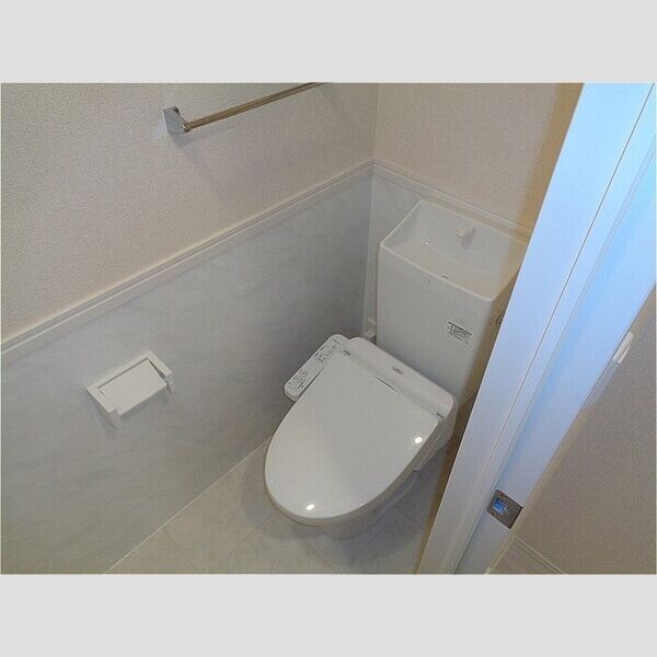 ラッキーレジデンス 温水洗浄暖房便座