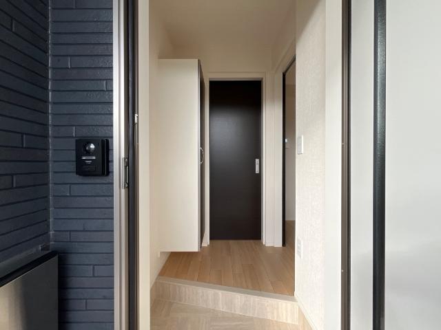 （仮称）小田原市飯泉アパート新築工事105号室 玄関（イメージ）