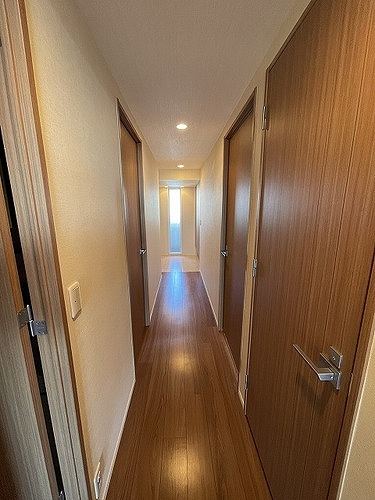 ブランズ調布サザンプレミアム 廊下