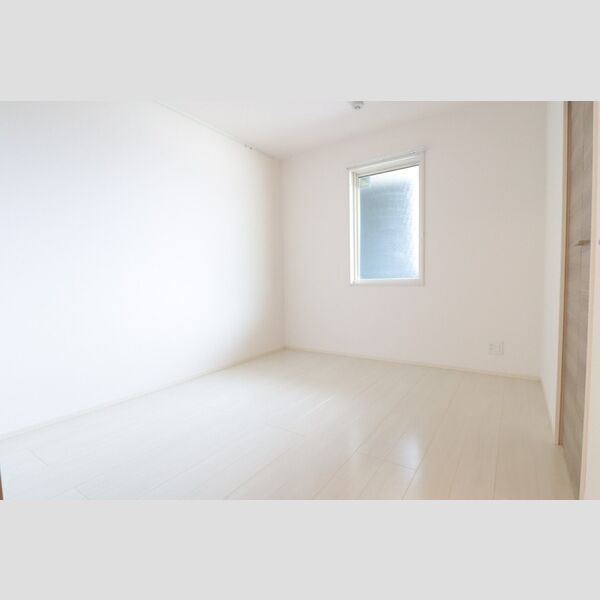 グランジュネス305号室 洋室2