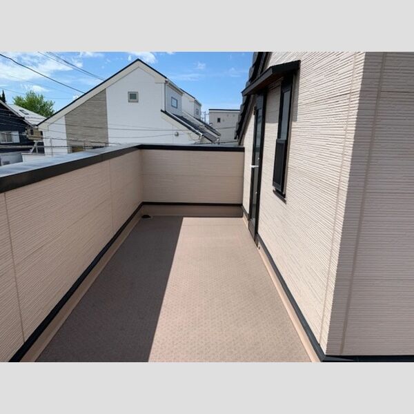 三代川様戸建貸家 バルコニー