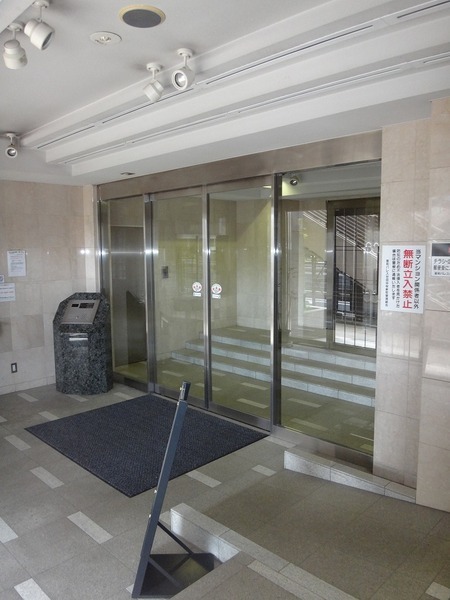 菱和パレス世田谷桜新町210号室 エントランス