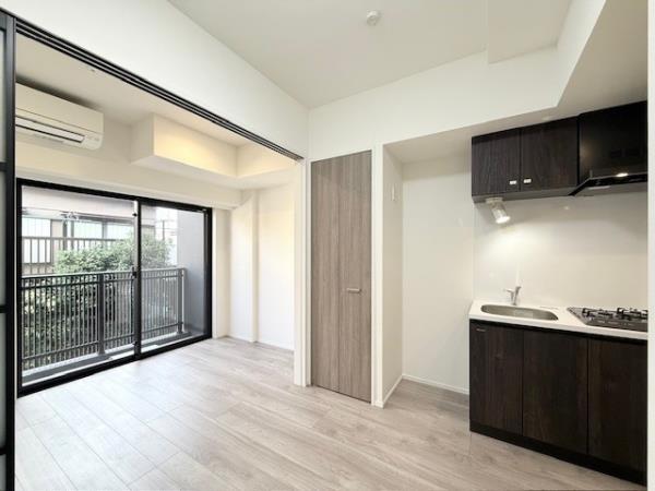 エレミ本蓮沼2階 リビング