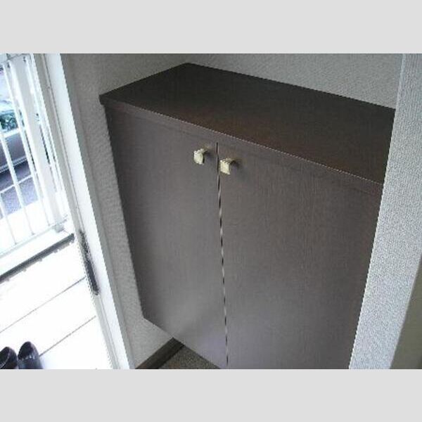 レスポワールS103号室 シューズボックス