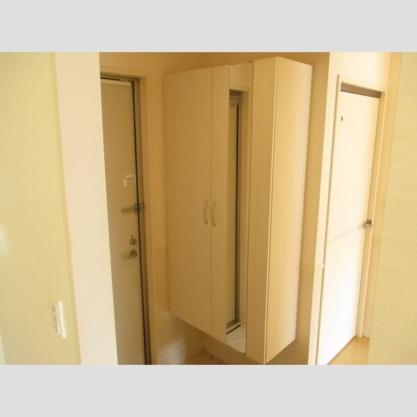 Castle シューズボックス