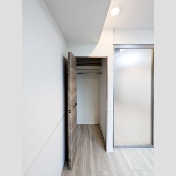 グラナーデ高野台202号室 CL