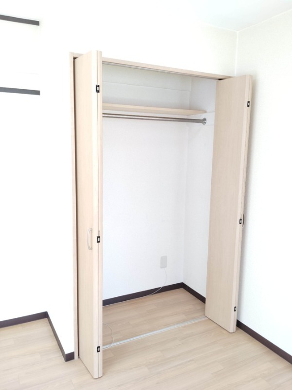 ボン・ボヤージュ高円寺 収納