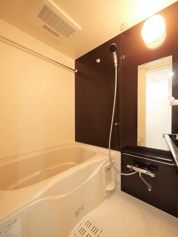 フュージョナル浮間舟渡 内観