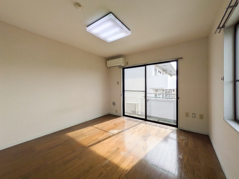 ドム・アコード協栄4階 ※室内写真は同物件別部屋