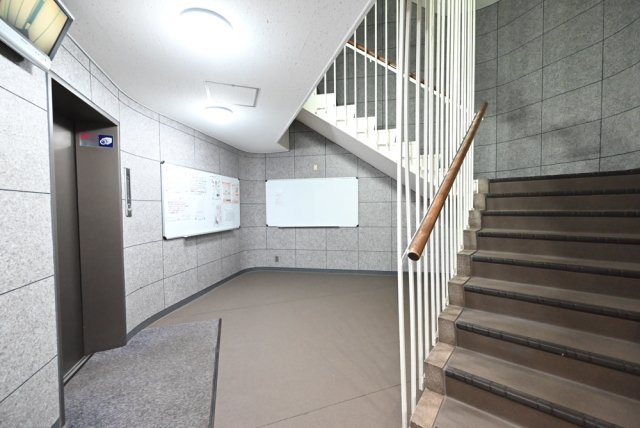 永谷ヒルプラザ六本木511号室 エントランス