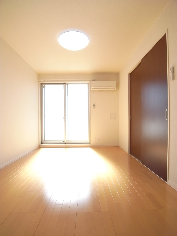 リブリ・クロシェット3階 内観