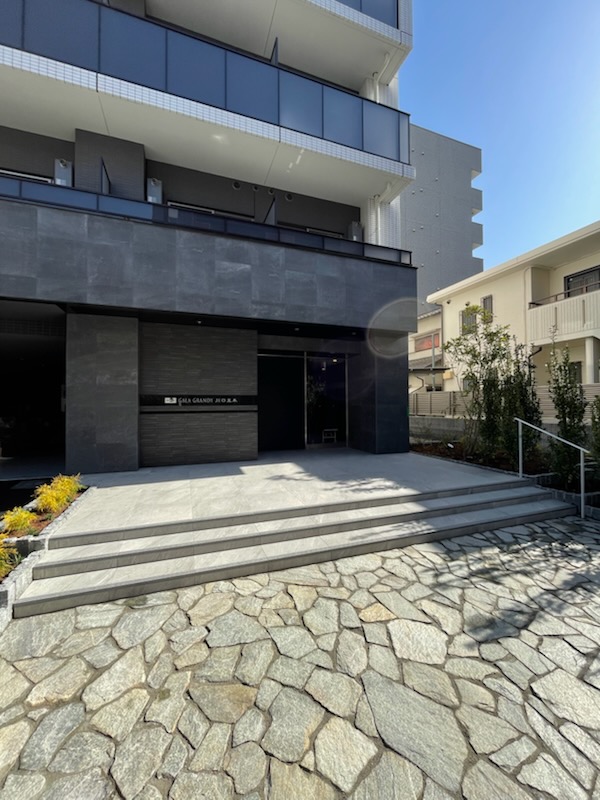 ガーラ・グランディ川口並木11階 エントランスです