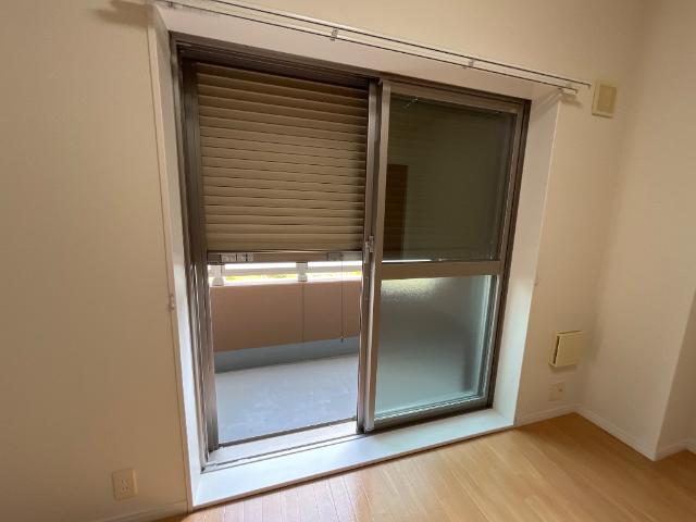 ジャスティ不動ヶ岡 シャッター