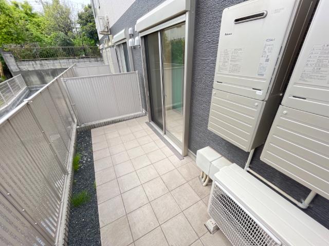 イルミナーレ106号室 専用庭