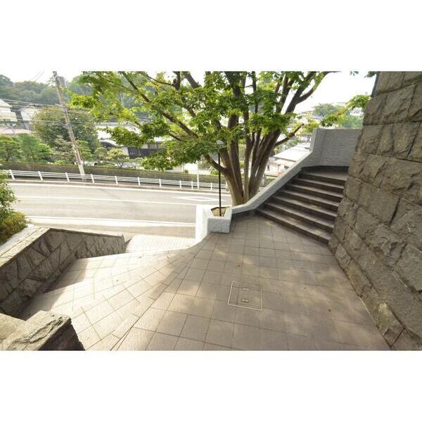 レジデンス山手102号室 外観