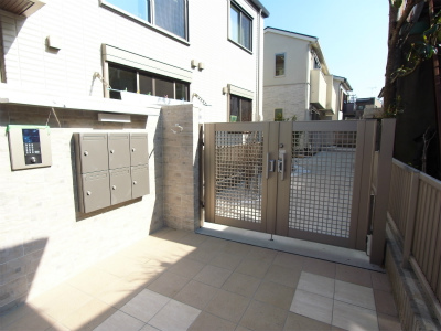 ヴィヴァン山王 エントランス