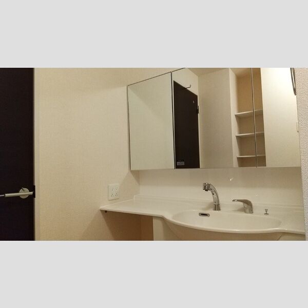 レスポワール　A 三面鏡付き洗髪洗面化粧台