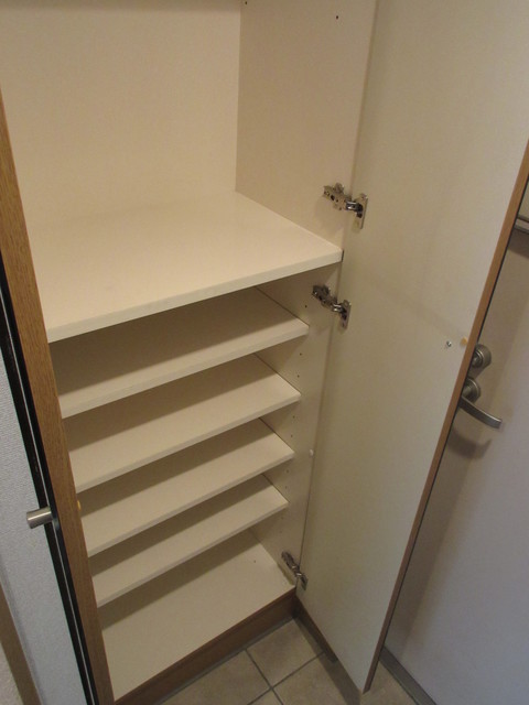 アクトフォルム江古田 下駄箱