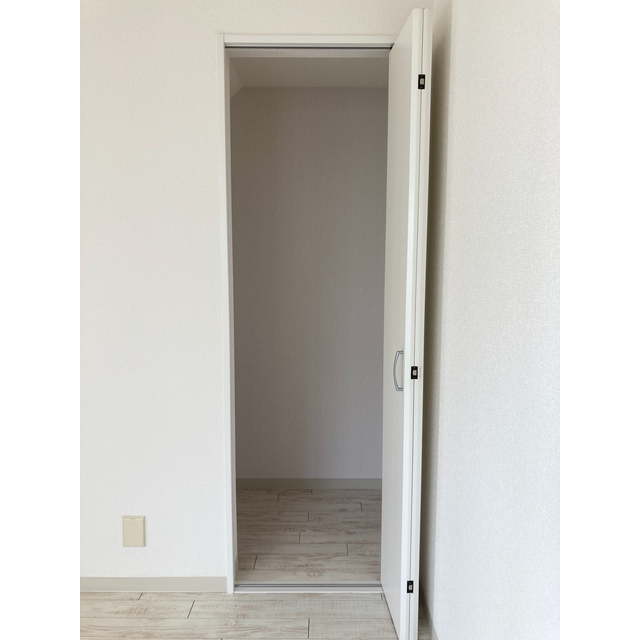 シャン・ドゥ・フルール 洋室・クローゼット