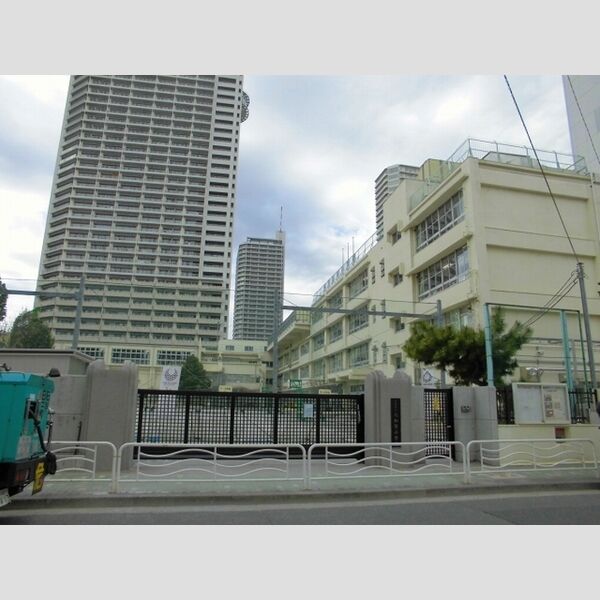 ブラン清澄白河 江東区立元加賀小学校まで355m