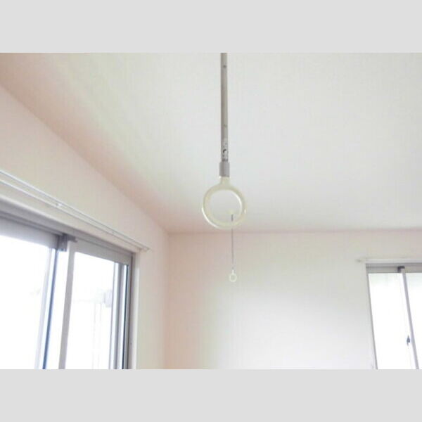 リヴェール星久喜105号室 室内物干し