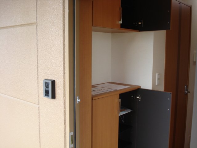 アメニティヴィラ 玄関（下駄箱付）