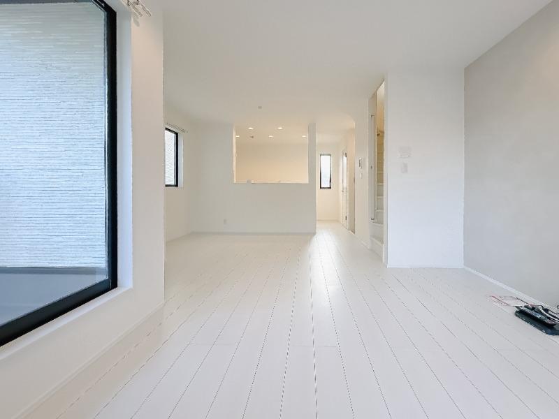 太田窪（南浦和）戸建て４号棟 リビング