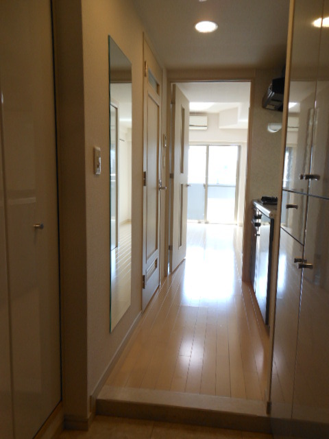 ガラ・グランディ日本橋13階 玄関