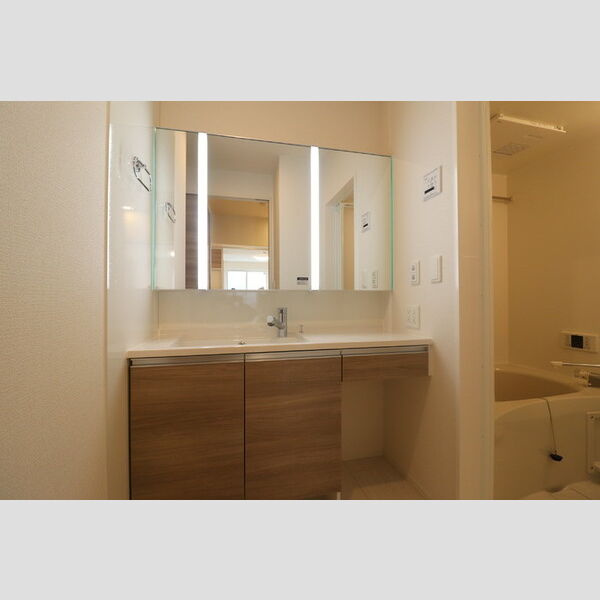 レディア302号室 洗髪洗面化粧台