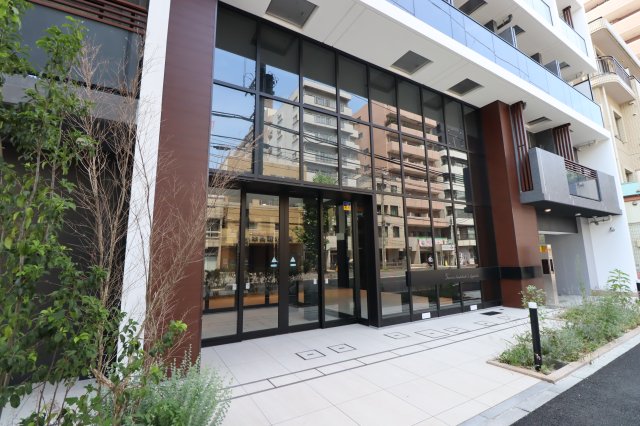 ＧＥＮＯＶＩＡ阪東橋Ⅱｓｋｙｇａｒｄｅｎ1008号室 エントランス