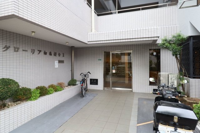 グローリア初穂桜台Ⅱ2階 エントランス
