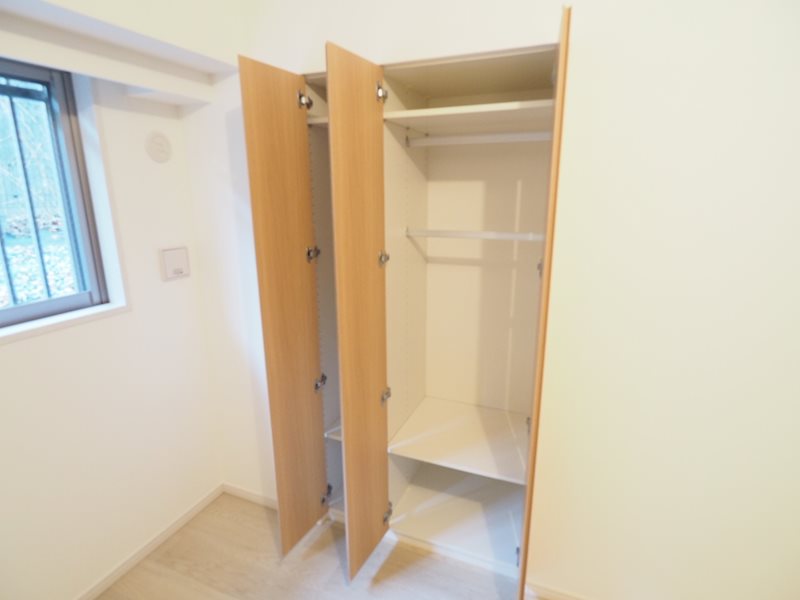 レジディア文京音羽1階 収納