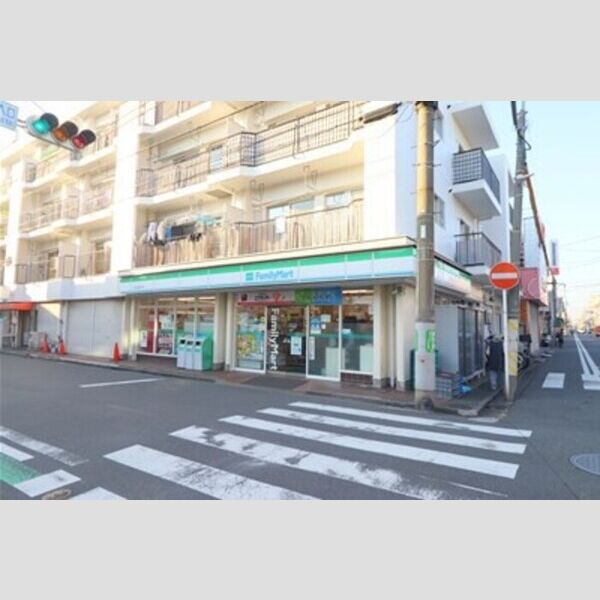D'Bless川崎 East101号室 ファミリーマート小田本通り店