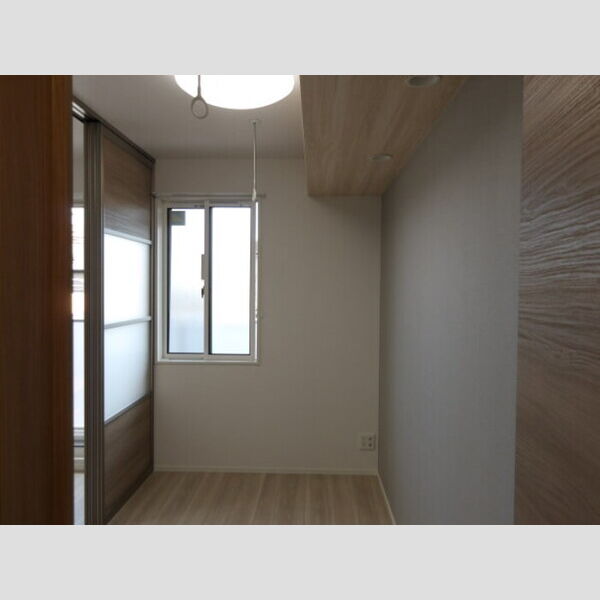 アップルベリーフィールズ201号室 洋室