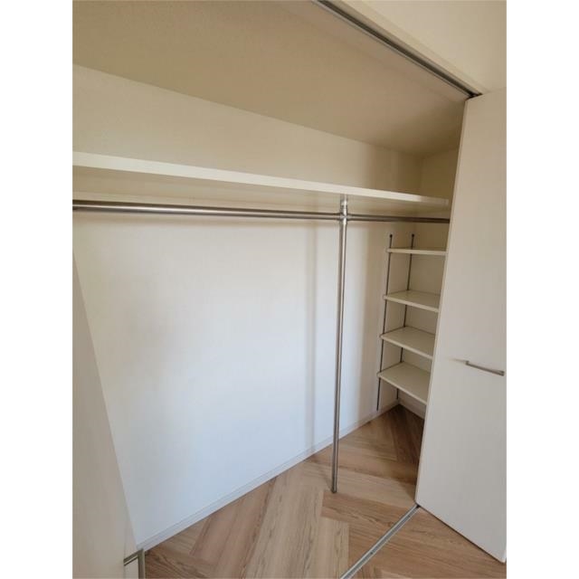 リベルテ上野11階 収納