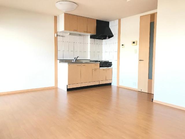 グローリー　パレス202号室 リビング（イメージ）